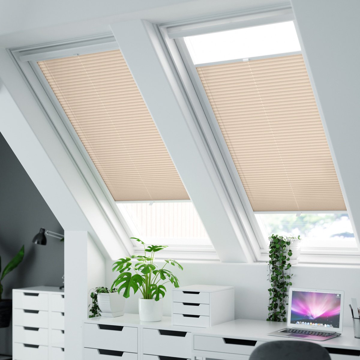100% blickdichtes Plissee nach Maß mit Struktur, leicht glänzend,  \'Reflect\'-Rückseite - Creme-Weiß | Sonnenschutz für Fenster nach Maß -  Online-Shop
