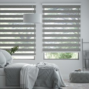 Doppelrollo auf Maß mit Blockstreifen mit feinem Melange-Effekt 