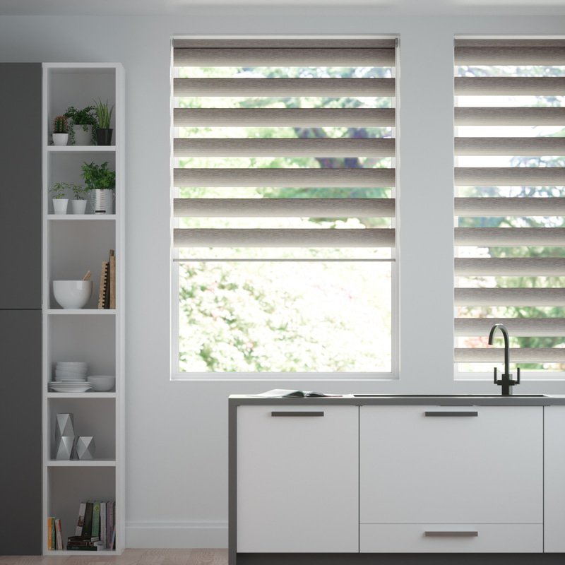 Jaloustore Doppelrollo auf Maß mit Blockstreifen mit Melangegarn und Farbverlauf Weiß-Grau - Bild 0