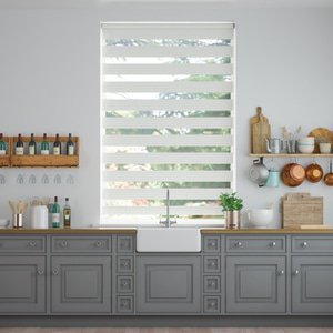 Doppelrollo auf Maß mit modernen Blockstreifen mit Nadelstreifen