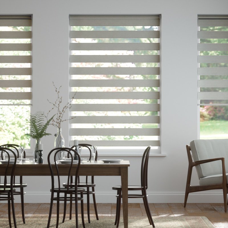 Jaloustore Doppelrollo auf Maß mit Blockstreifen mit all-over Striée-Effekt  Schwarz-Weiß - Bild 0