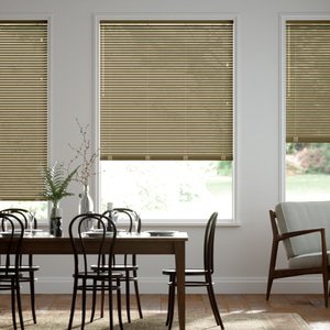 schmale Uni Aluminium Jalousie auf Maß