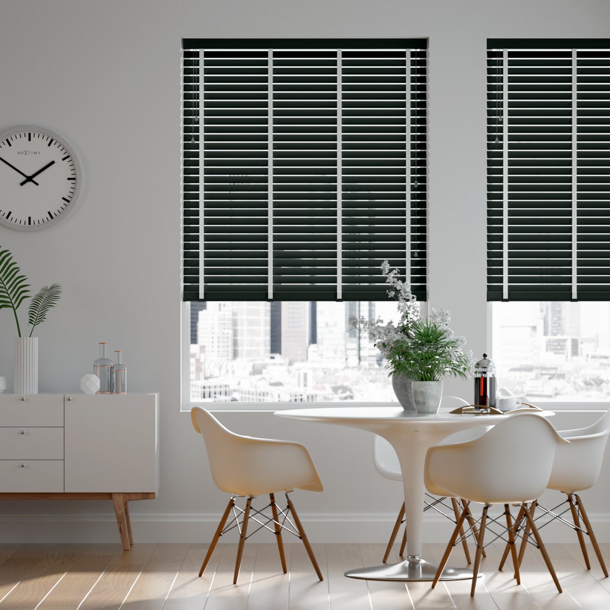 breite Uni Aluminium Jalousie auf Maß - Schwarz matt & Weiß | Sonnenschutz  für Fenster nach Maß - Online-Shop