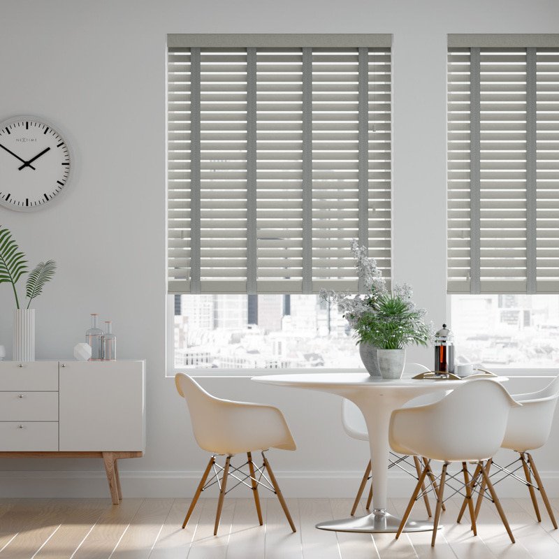 Jaloustore 50mm breite Holzjalousie nach Maß in Uni-lackiert Silbergrau & Grau - Bild 0