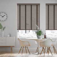 Jaloustore 50mm breite Holzjalousie nach Maß in Uni-lackiert Taupe & Dunkles Khaki - Vorschau 0