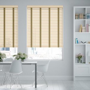 50mm breite Holzjalousie nach Maß mit Bambus-Struktur