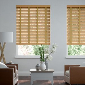 50mm breite Holzjalousie nach Maß mit Bambus-Struktur