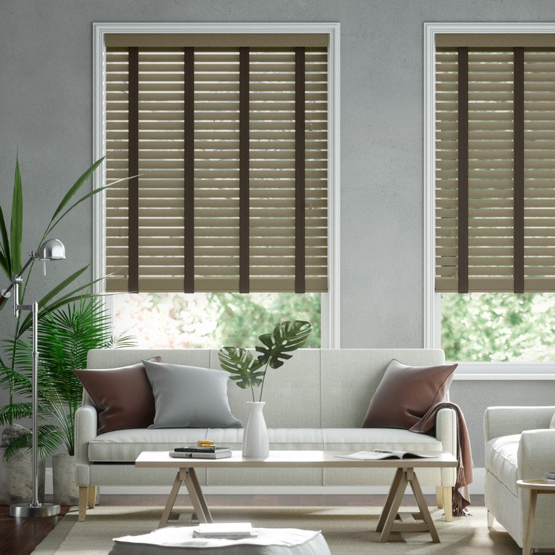 Jaloustore 50mm breite Holzjalousie nach Maß mit feiner Struktur lasiert Graubraun & Dunkles Khaki - Bild 0