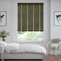 Jaloustore 50mm breite Holzjalousie nach Maß mit grober Struktur lasiert Khaki & Dunkel Beige - Vorschau 0