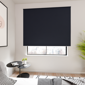 Verdunkelungsrollo mit feiner Struktur, Rückseite farblich angepasst